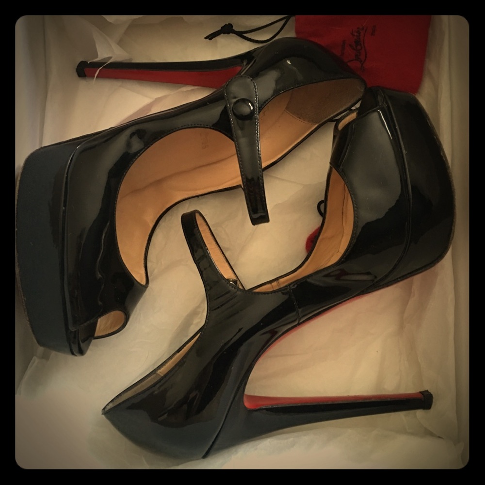 140 mm Louboutin Mary Janes